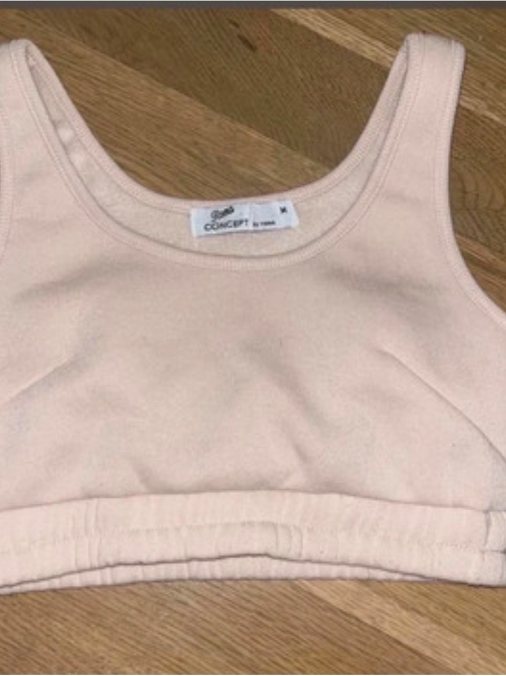 Scoop neck crop top